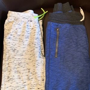 Boys joggers size 8/10. In great shape with no visible markings. Target brand
